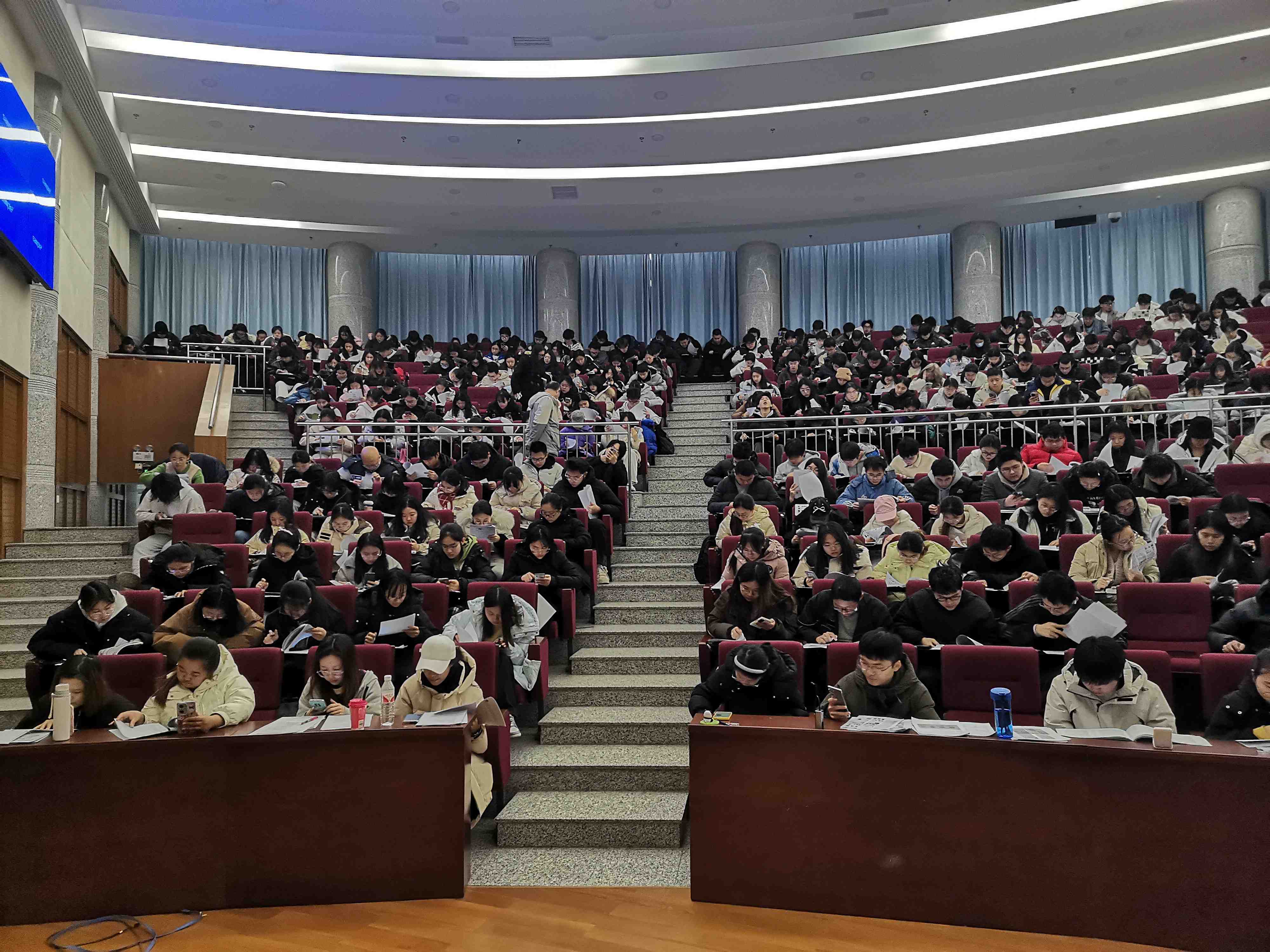 图1.jpg